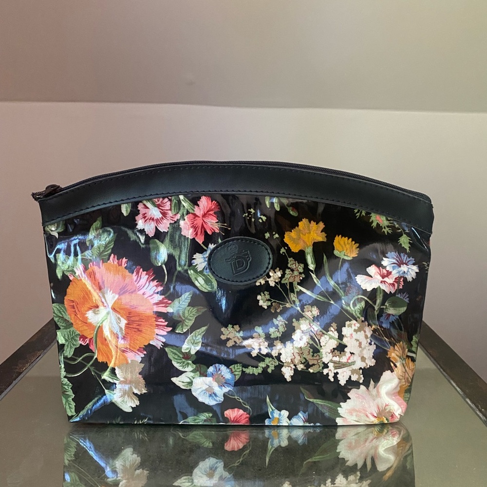 Vintage Black Floral Clutch